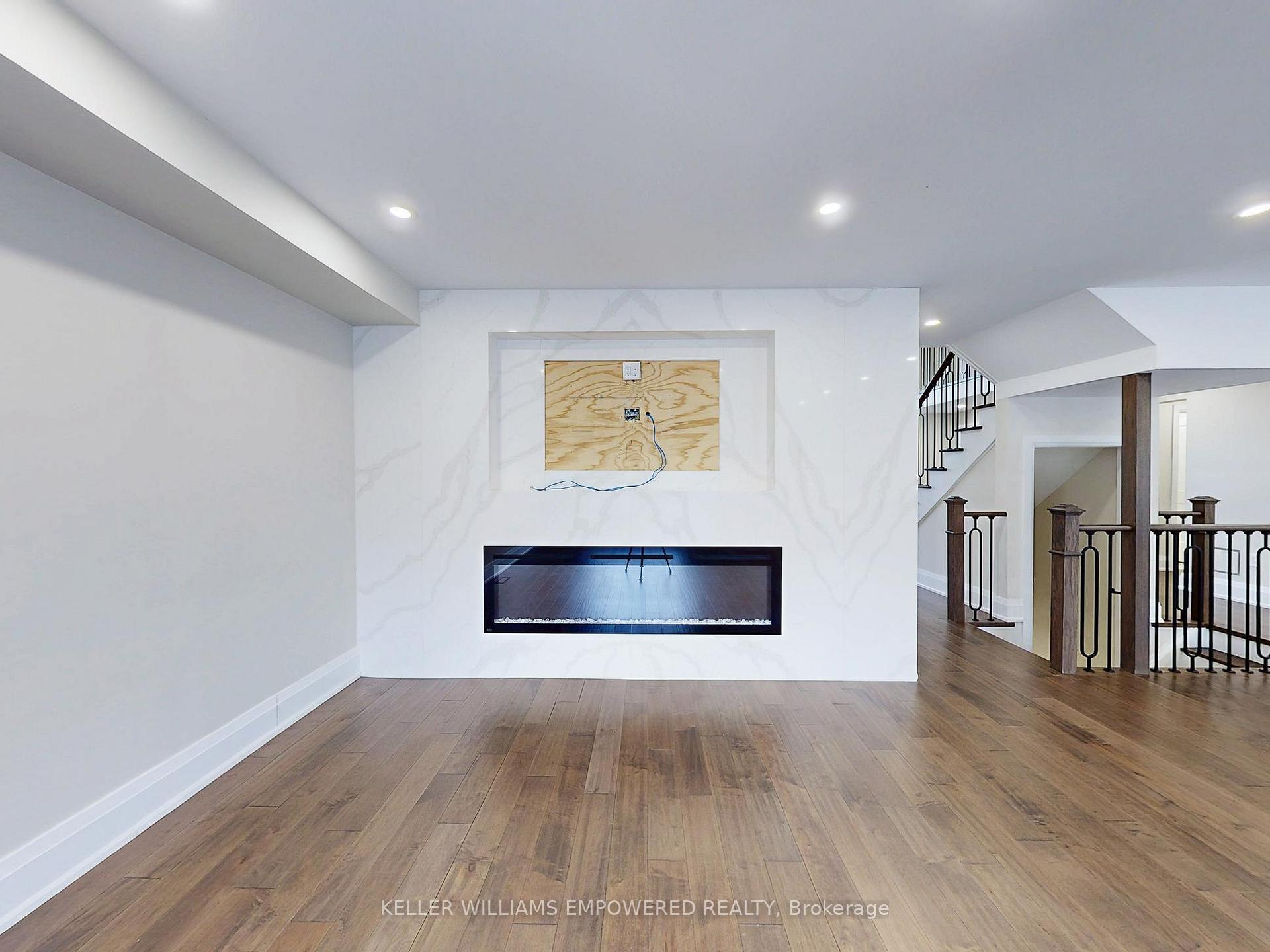Photo 14 of 525 Binns Avenue, Newmarket, Glenway Estates — HOMEH