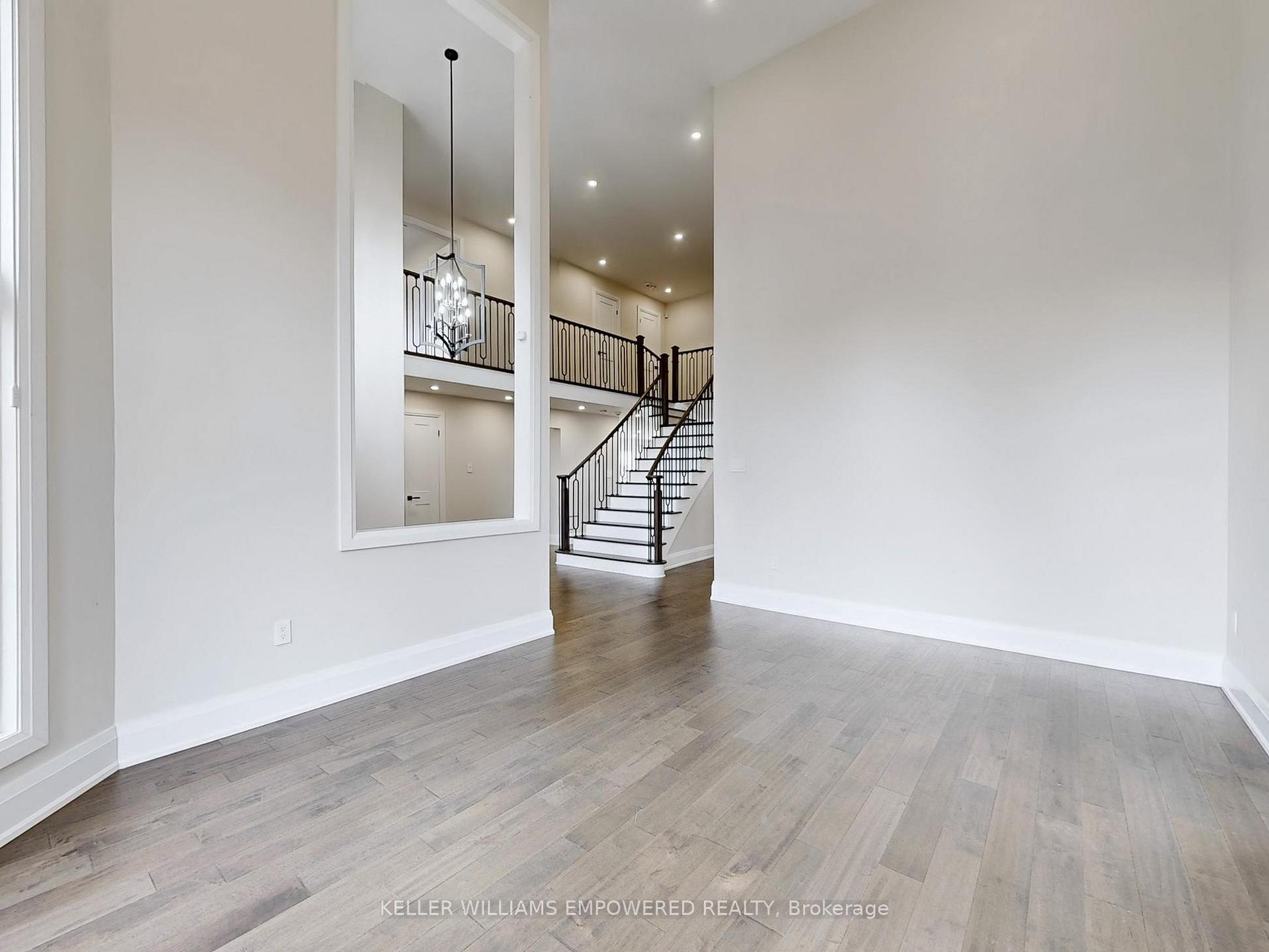 Photo 17 of 525 Binns Avenue, Newmarket, Glenway Estates — HOMEH
