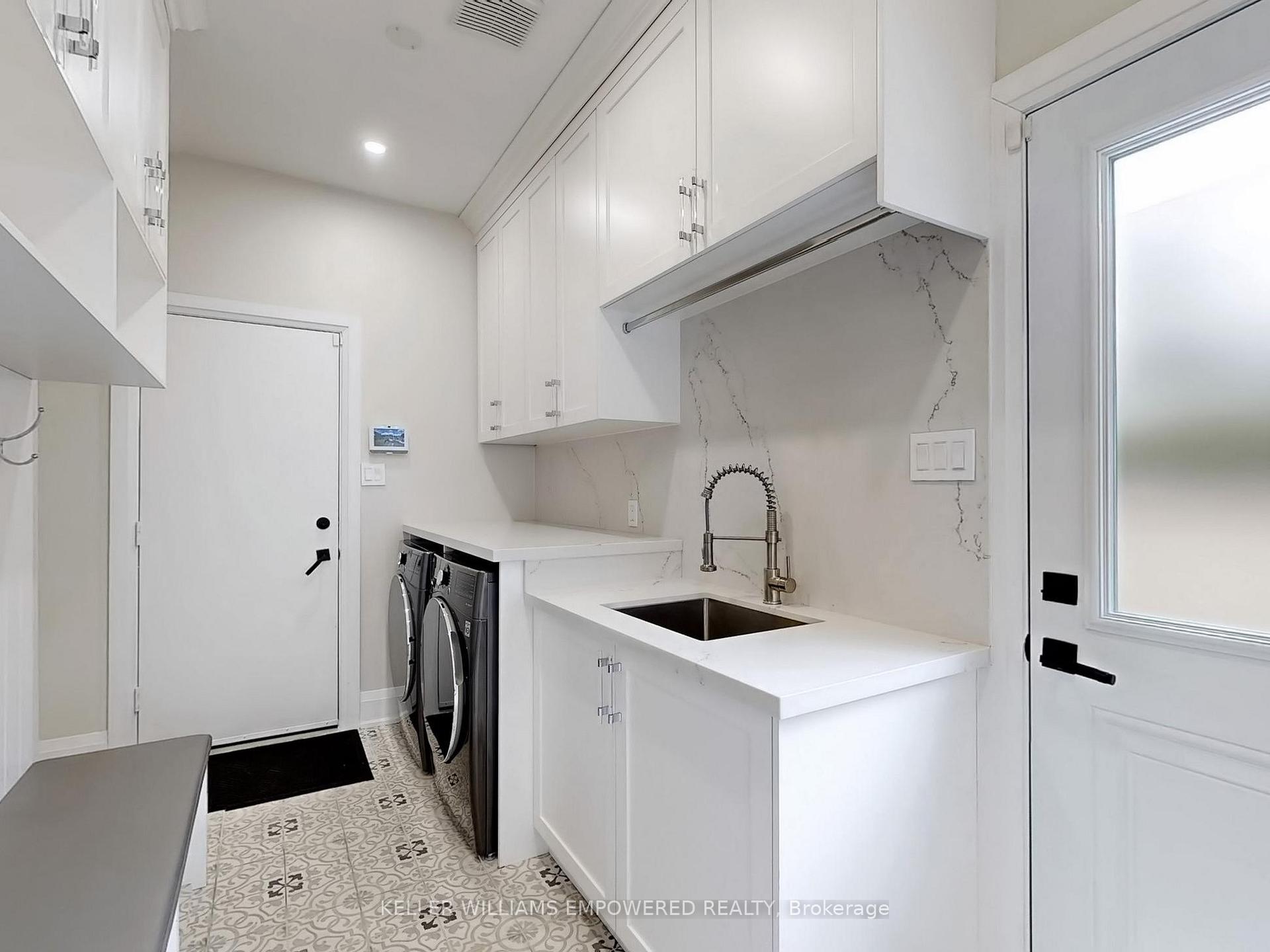 Photo 19 of 525 Binns Avenue, Newmarket, Glenway Estates — HOMEH