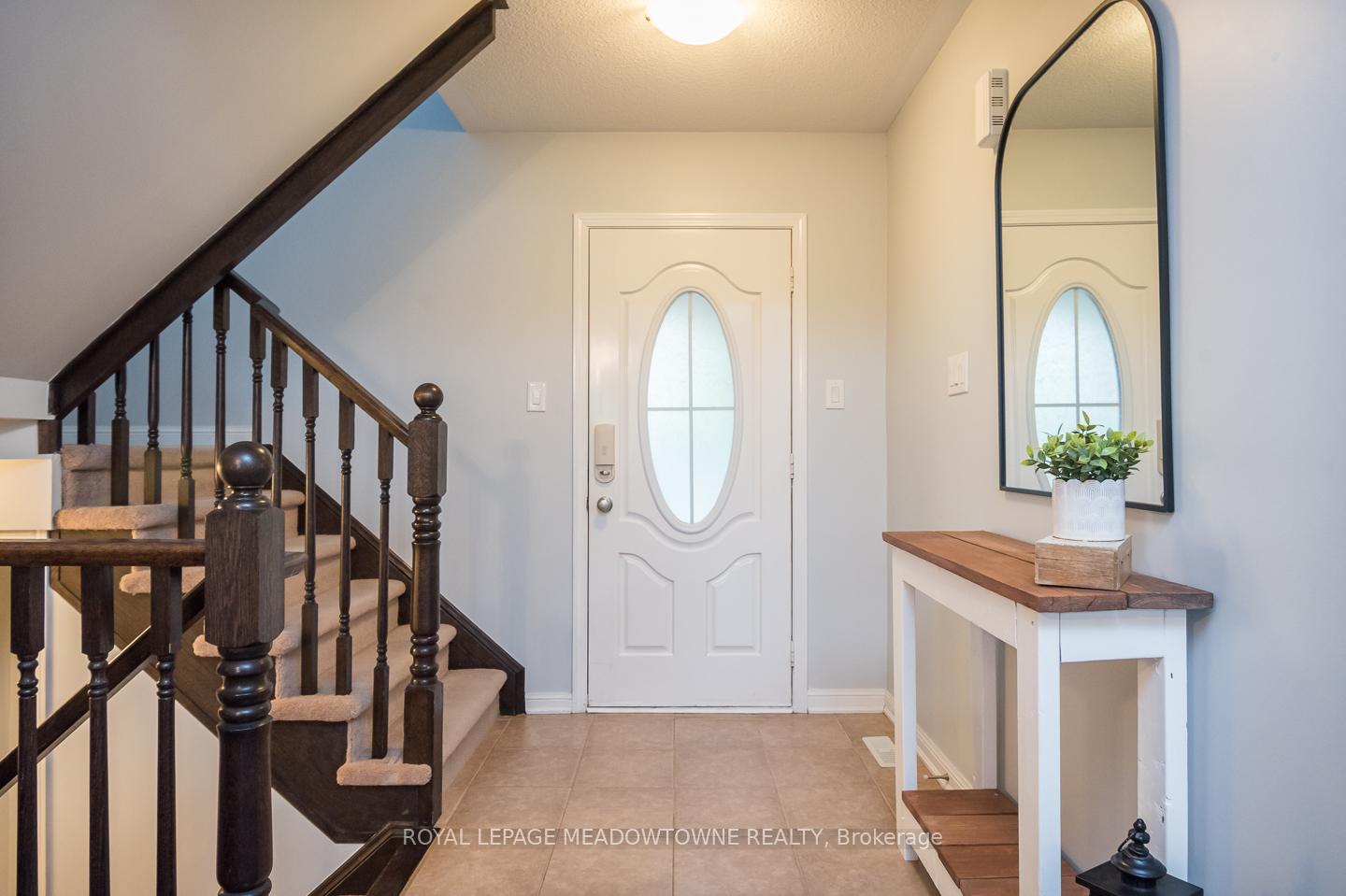 Photo 3 of 881 Brassard Circle, Milton, Willmott — HOMEH