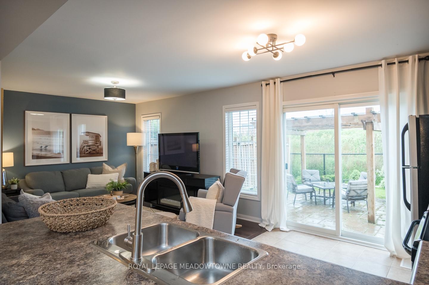 Photo 31 of 881 Brassard Circle, Milton, Willmott — HOMEH