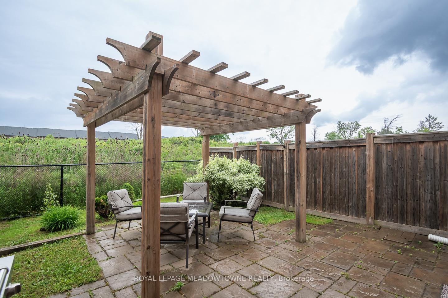 Photo 36 of 881 Brassard Circle, Milton, Willmott — HOMEH