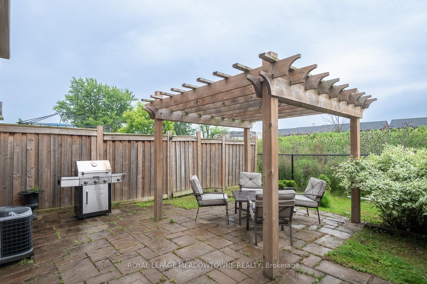 Photo 27 of 881 Brassard Circle, Milton, Willmott — HOMEH