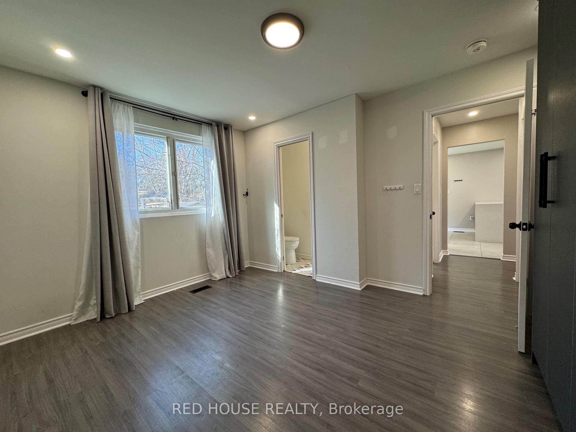 Photo 10 of Unit Upper, 69 Simpson Road, Newmarket, Central Newmarket — HOMEH