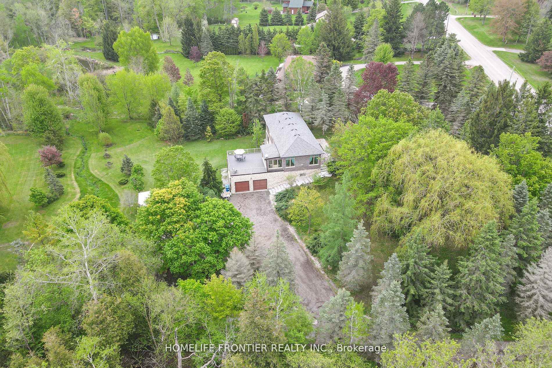 Photo 1 of 1427 10th Side Road, New Tecumseth, Rural New Tecumseth — HOMEH