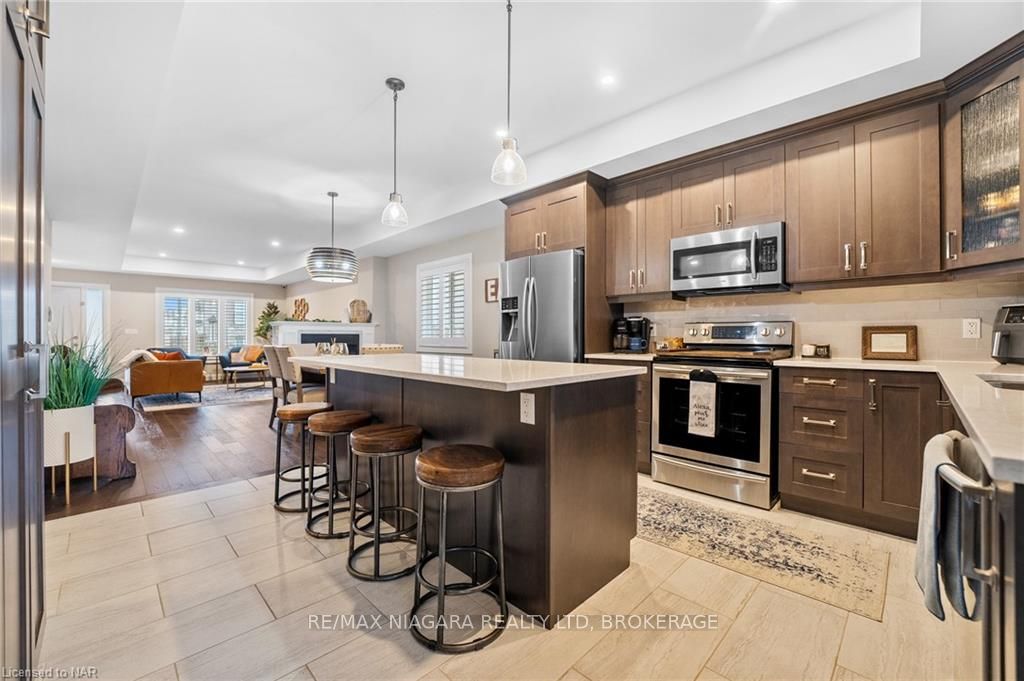 Photo 16 of 134 Lametti Drive, Pelham, Fonthill — HOMEH