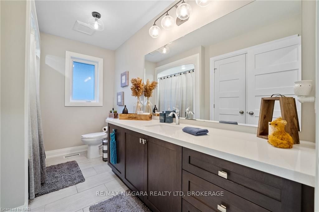 Photo 23 of 134 Lametti Drive, Pelham, Fonthill — HOMEH