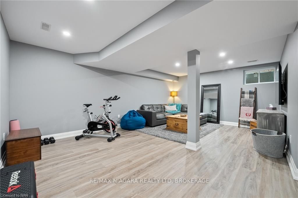 Photo 32 of 134 Lametti Drive, Pelham, Fonthill — HOMEH