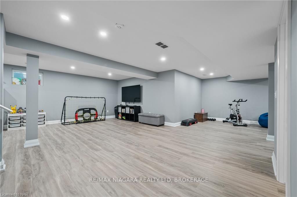 Photo 35 of 134 Lametti Drive, Pelham, Fonthill — HOMEH