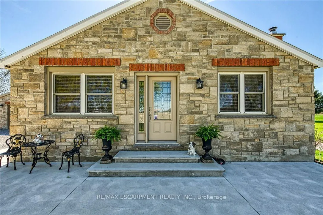 Photo 7 of 1866 Thompson Road, Norfolk, Townsend — HOMEH