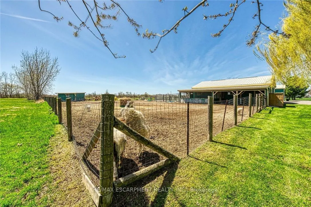 Photo 45 of 1866 Thompson Road, Norfolk, Townsend — HOMEH