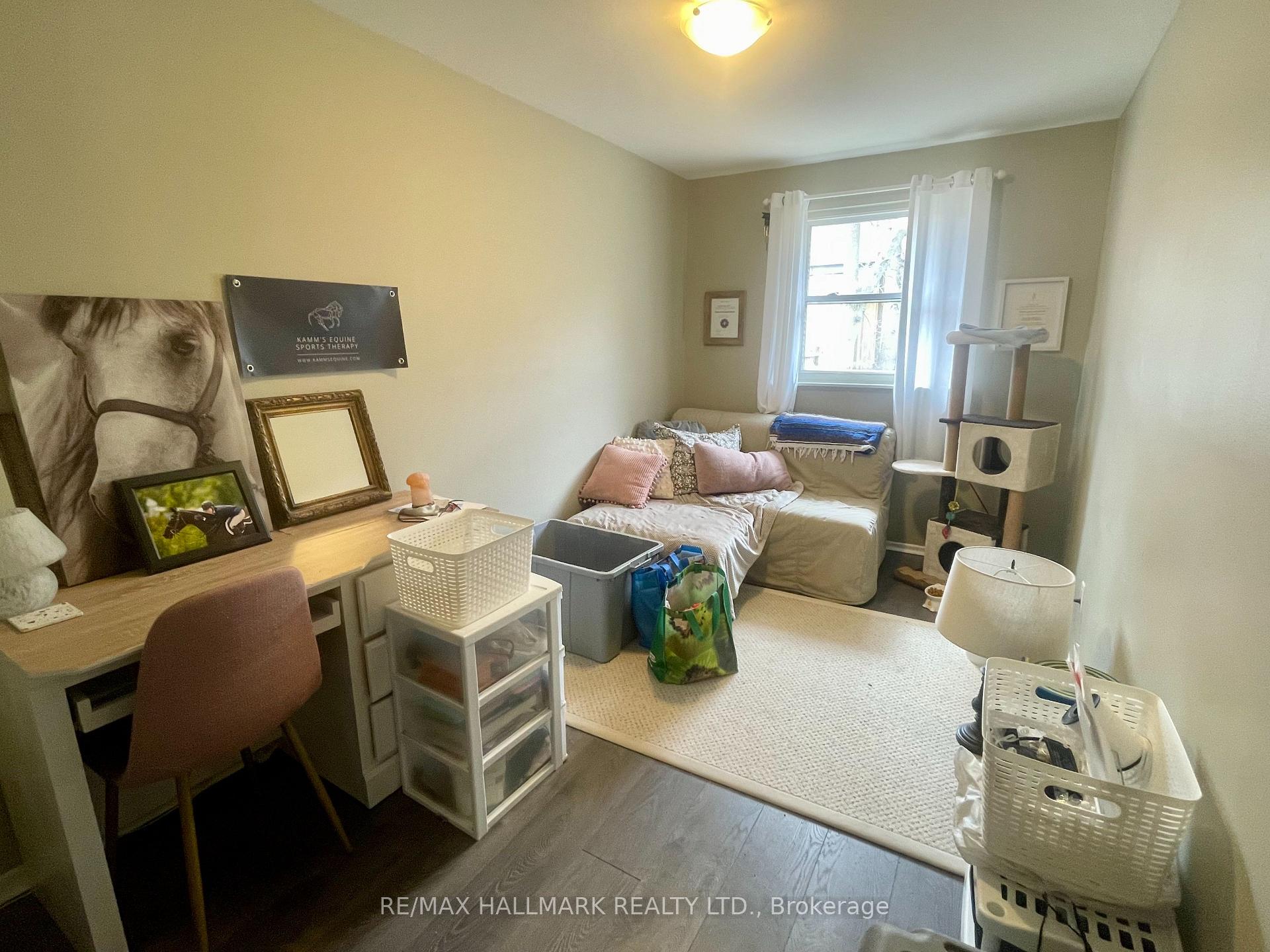 Photo 9 of 22 Boothbay Crescent, Newmarket, Central Newmarket — HOMEH