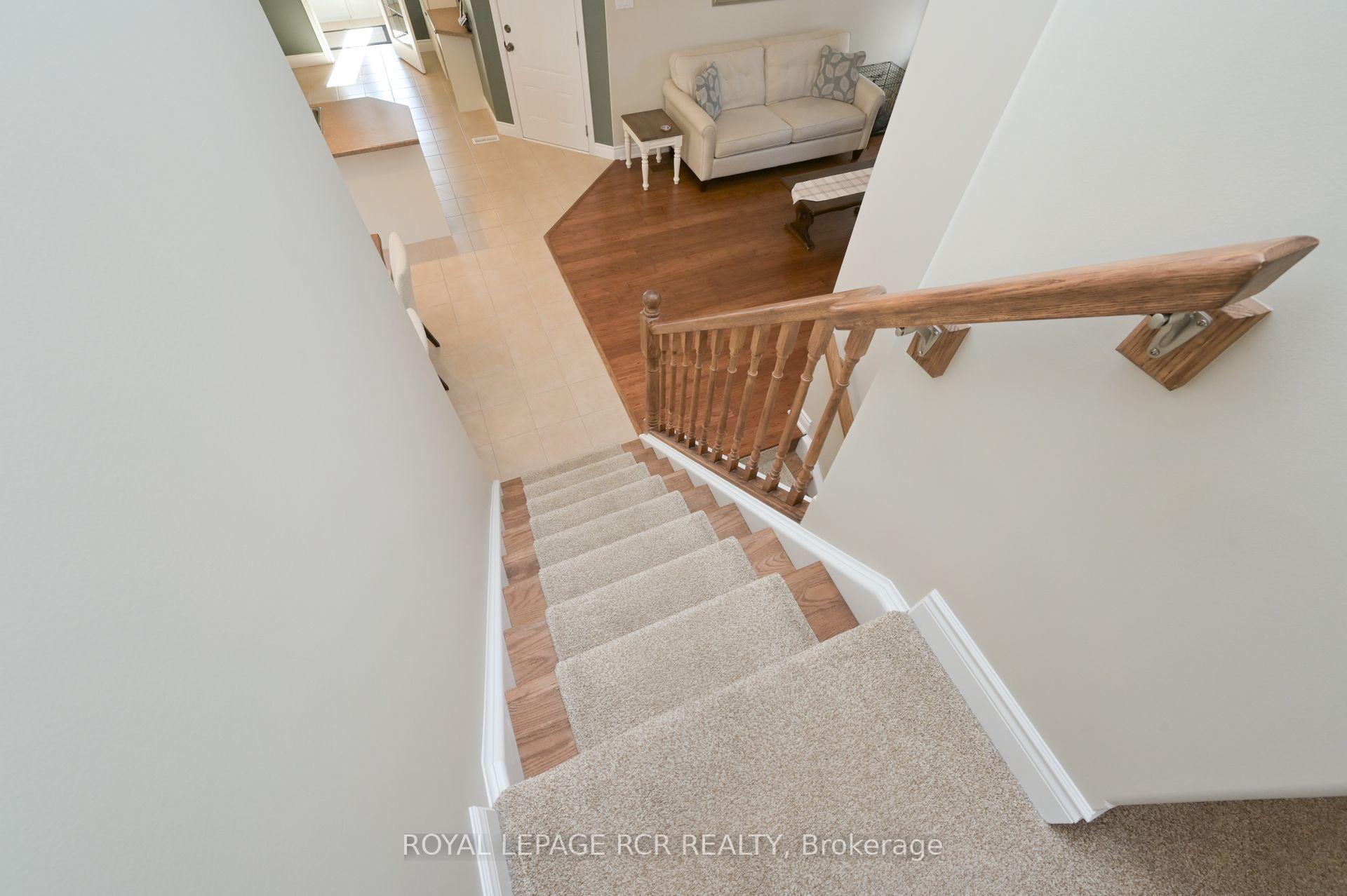 Photo 19 of 155 Gray Avenue, New Tecumseth, Alliston — HOMEH