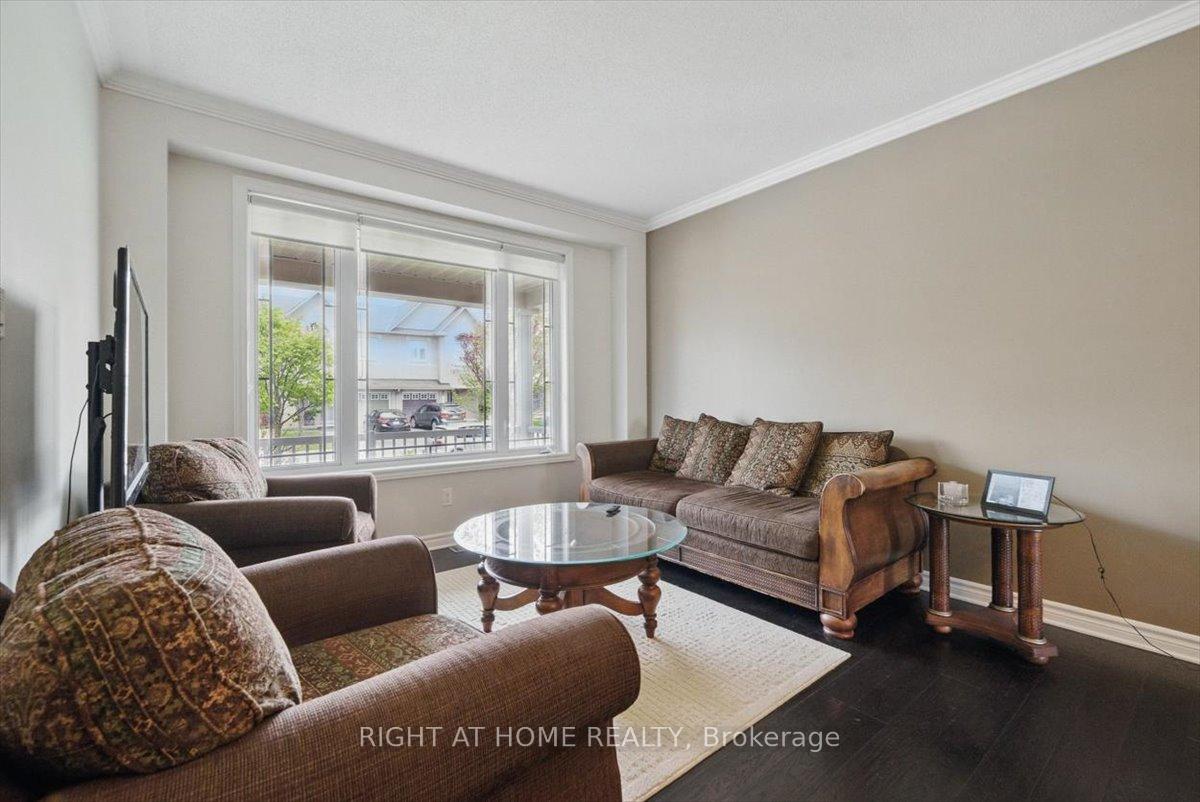 Photo 5 of 228 Wildcliff Way, Ottawa, Avalon East — HOMEH