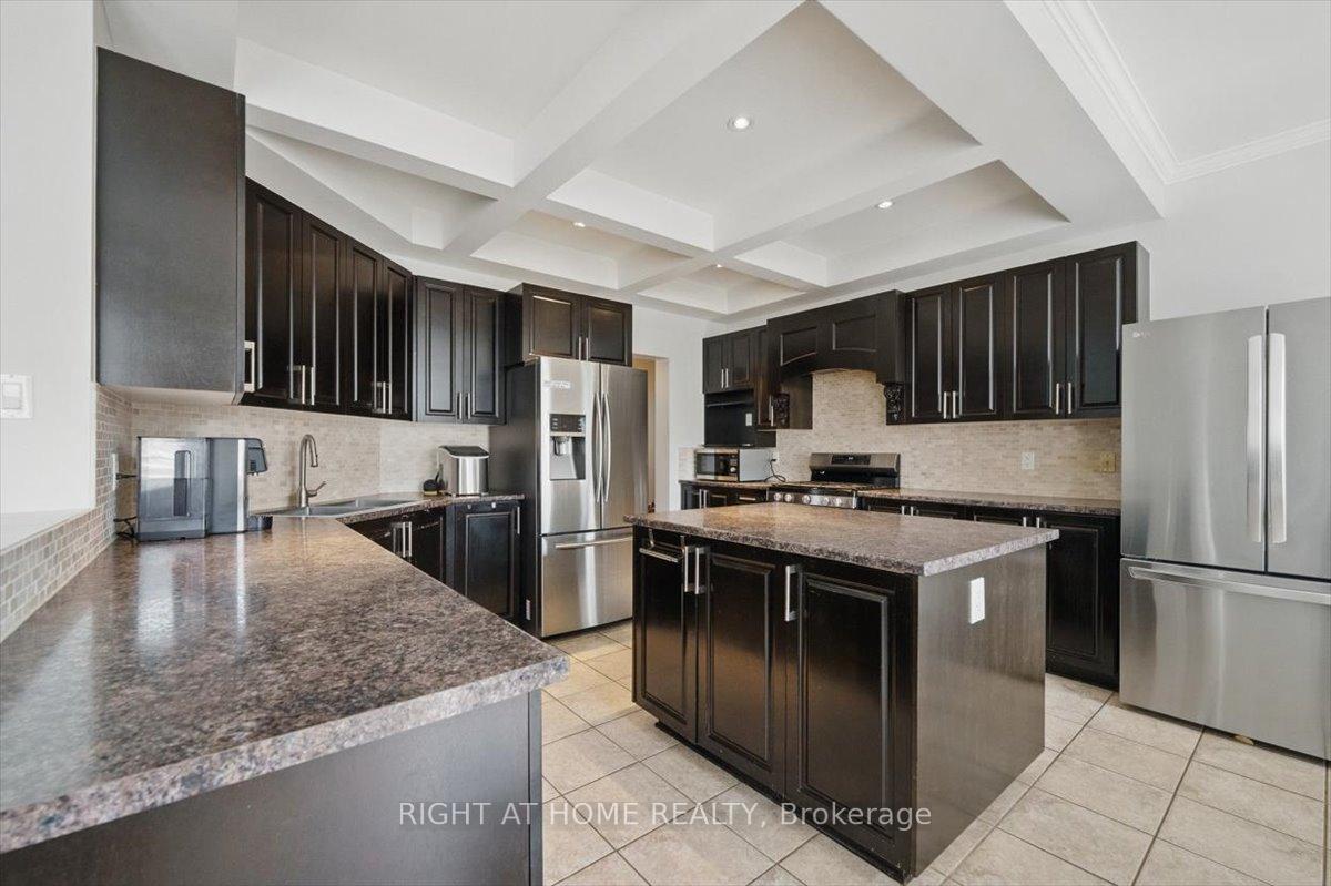 Photo 10 of 228 Wildcliff Way, Ottawa, Avalon East — HOMEH