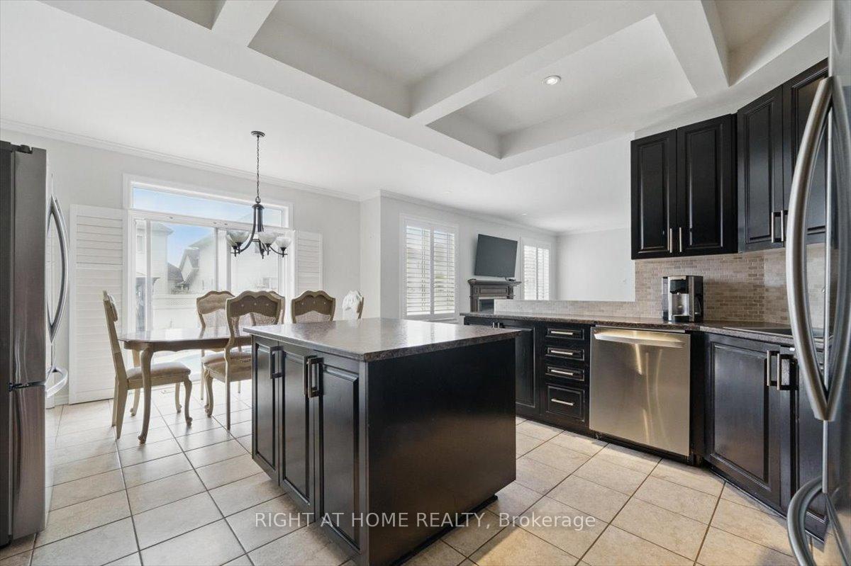 Photo 13 of 228 Wildcliff Way, Ottawa, Avalon East — HOMEH