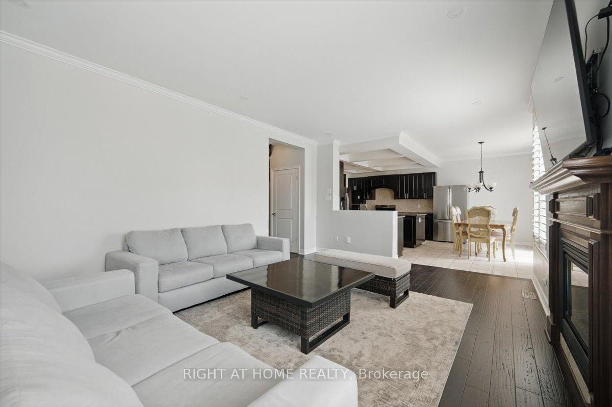 Photo 18 of 228 Wildcliff Way, Ottawa, Avalon East — HOMEH