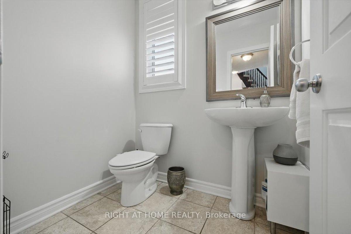 Photo 20 of 228 Wildcliff Way, Ottawa, Avalon East — HOMEH