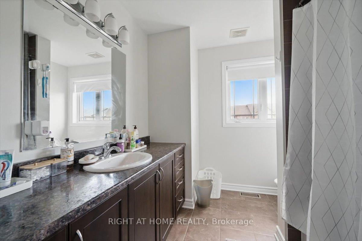 Photo 30 of 228 Wildcliff Way, Ottawa, Avalon East — HOMEH