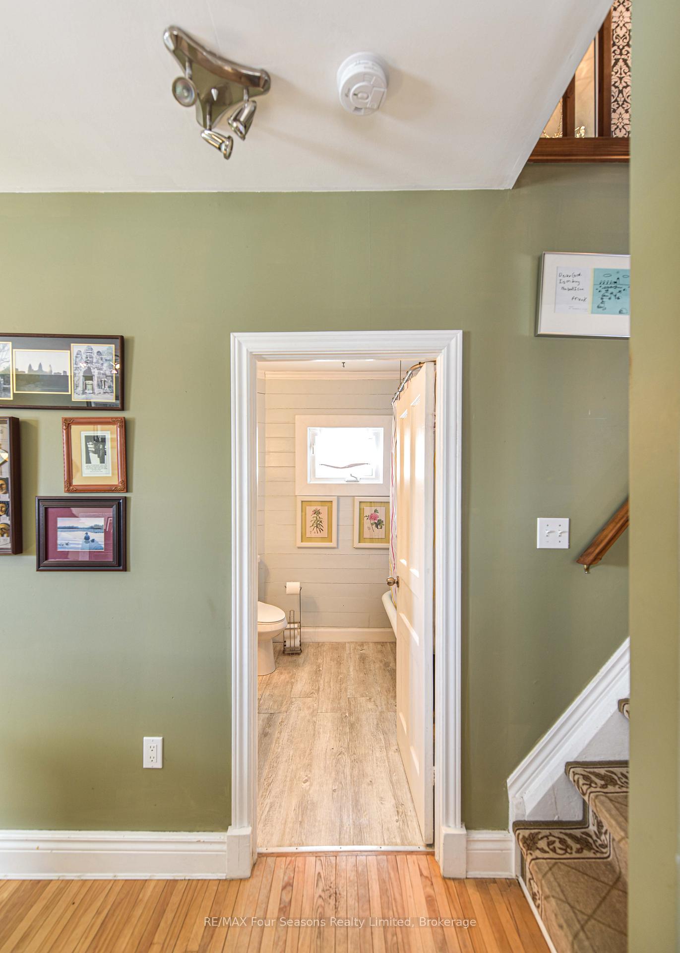Photo 18 of 106 Emily Street, Orillia — HOMEH