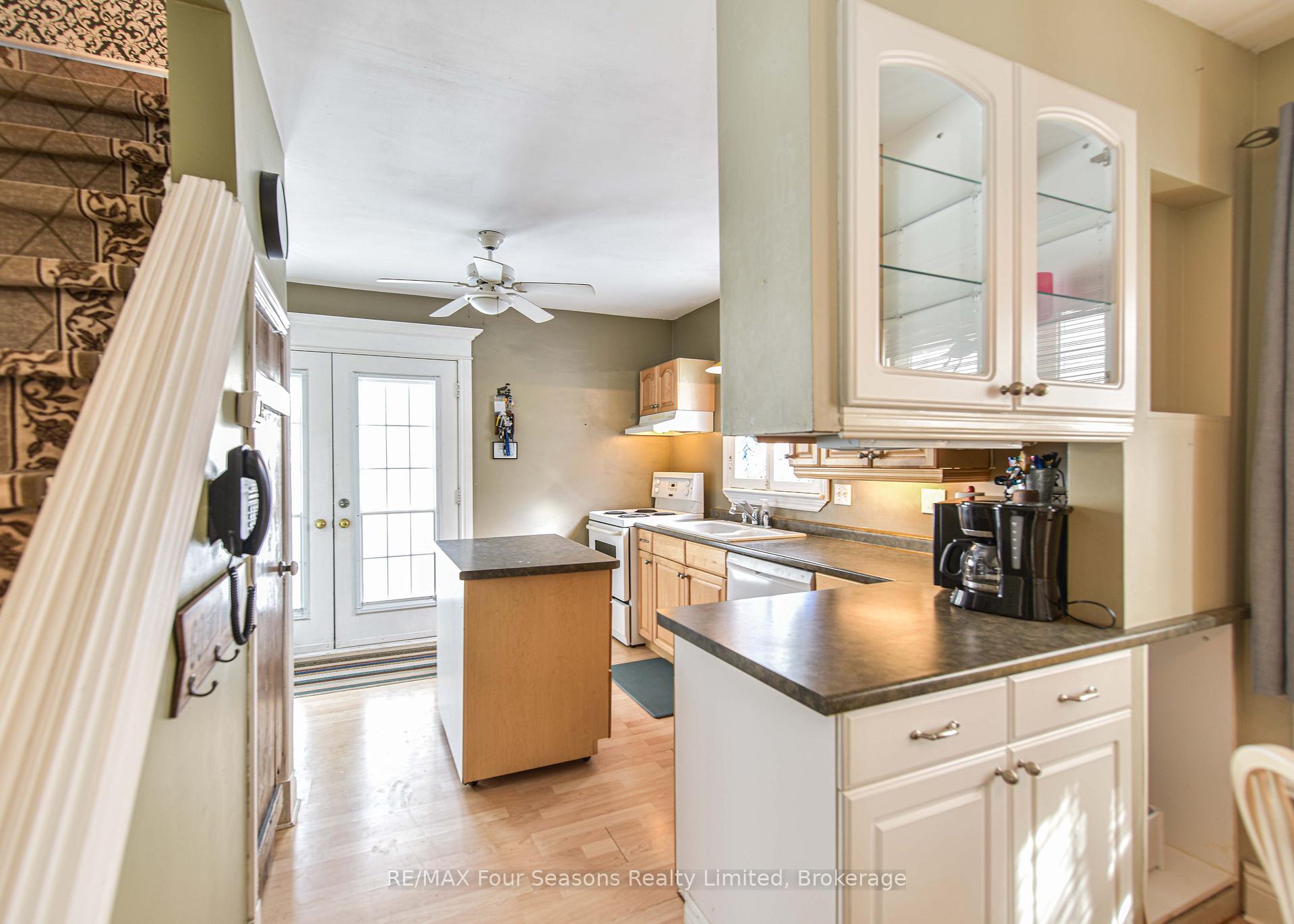 Photo 23 of 106 Emily Street, Orillia — HOMEH