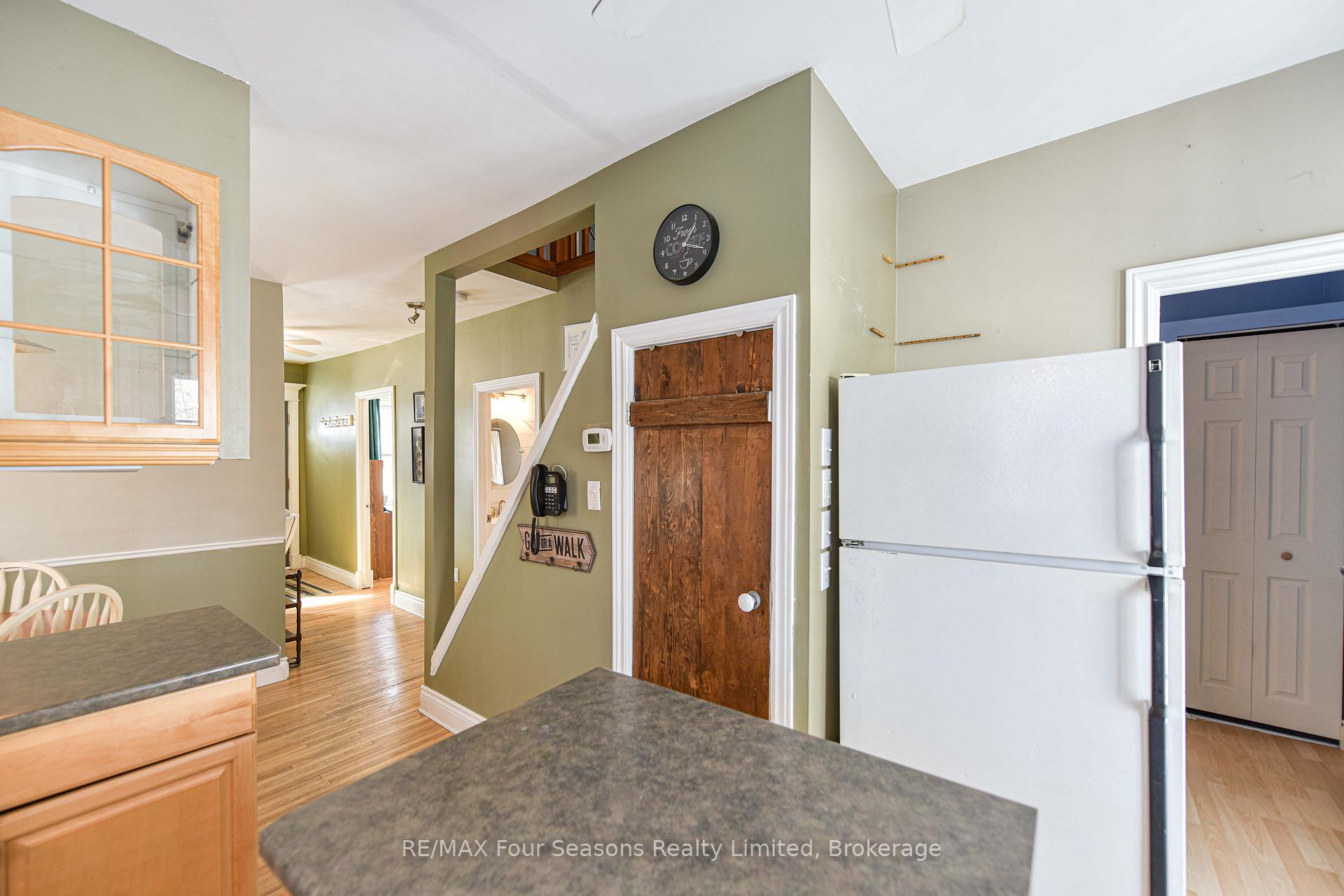 Photo 27 of 106 Emily Street, Orillia — HOMEH