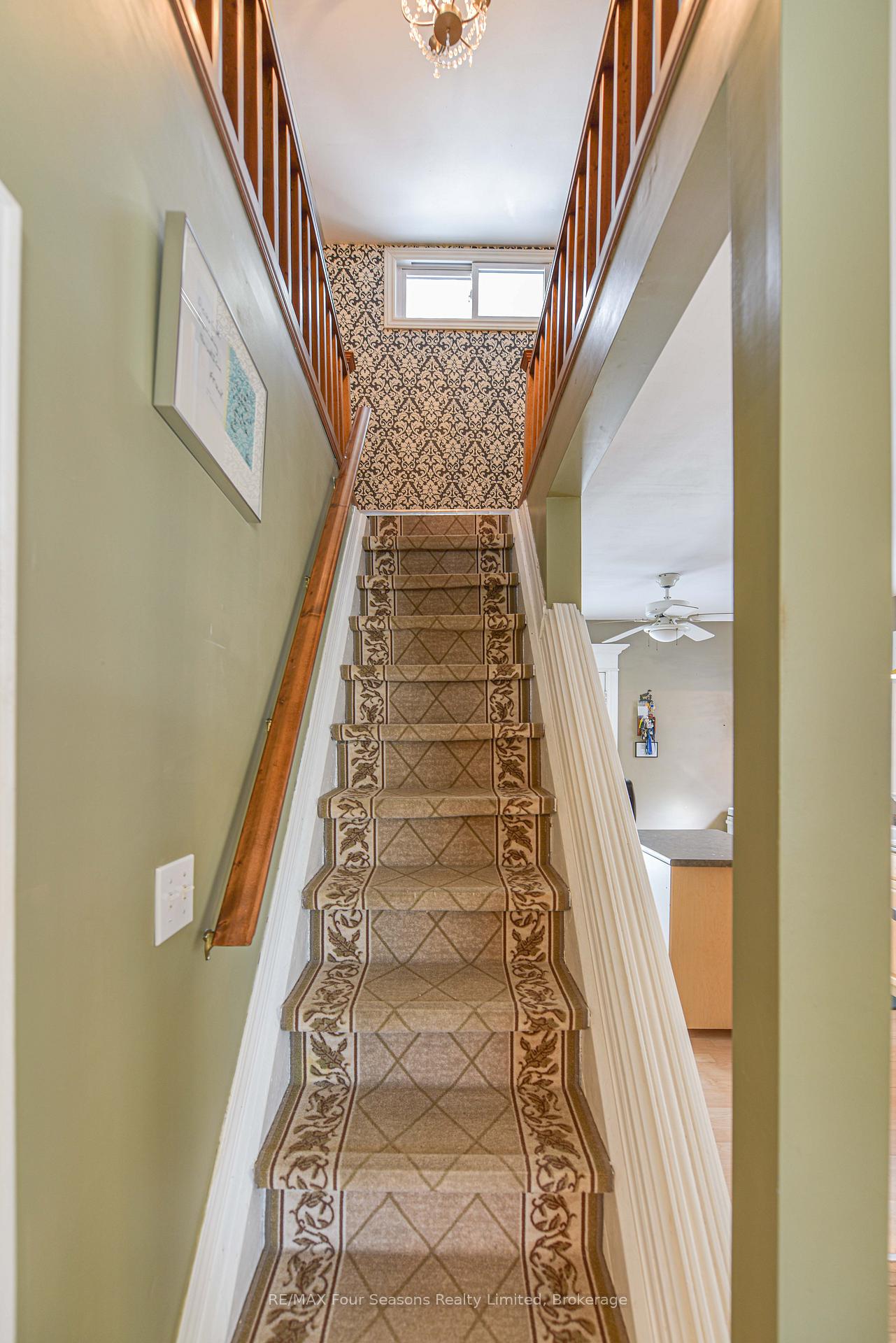 Photo 32 of 106 Emily Street, Orillia — HOMEH