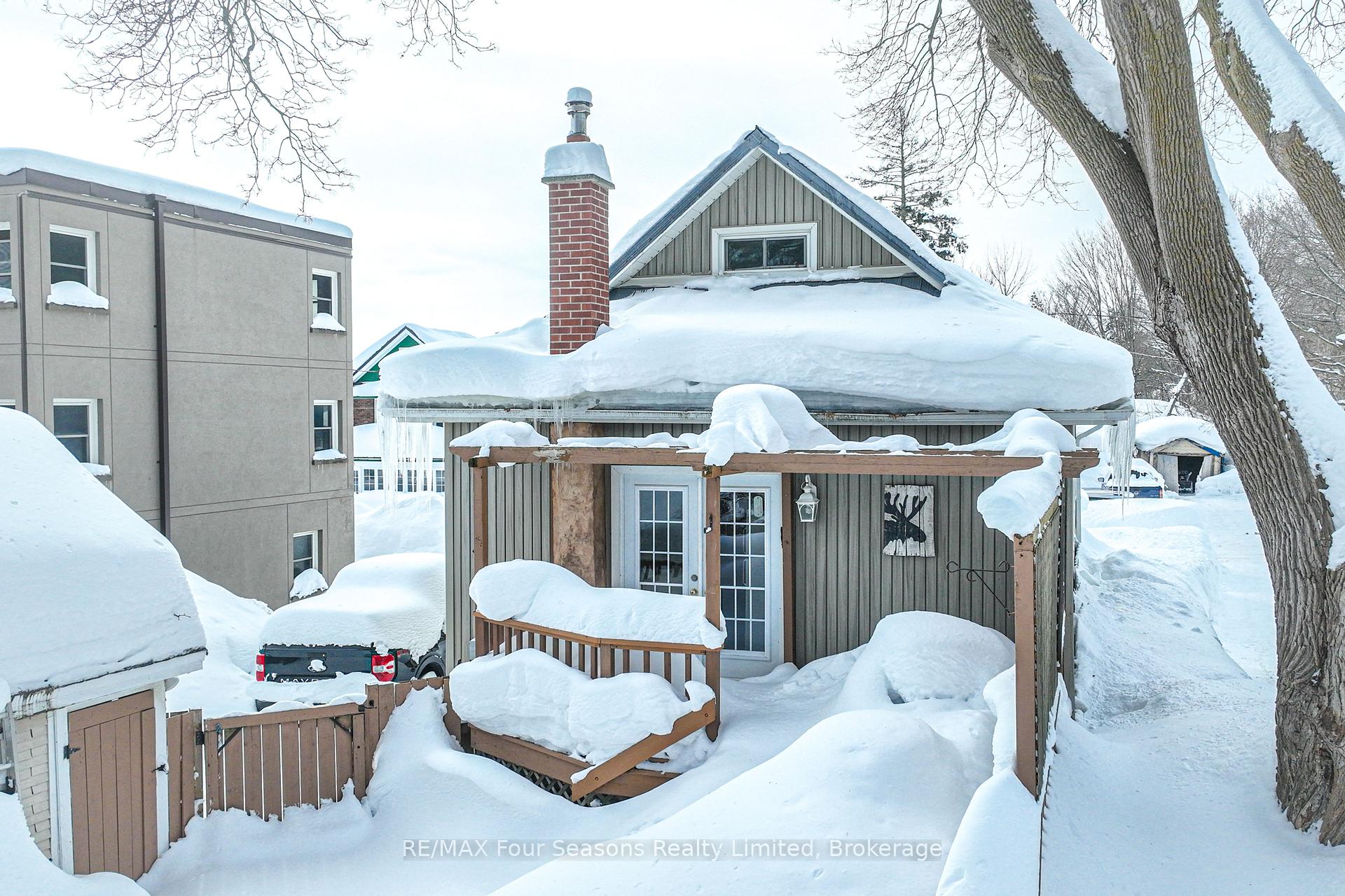 Photo 43 of 106 Emily Street, Orillia — HOMEH