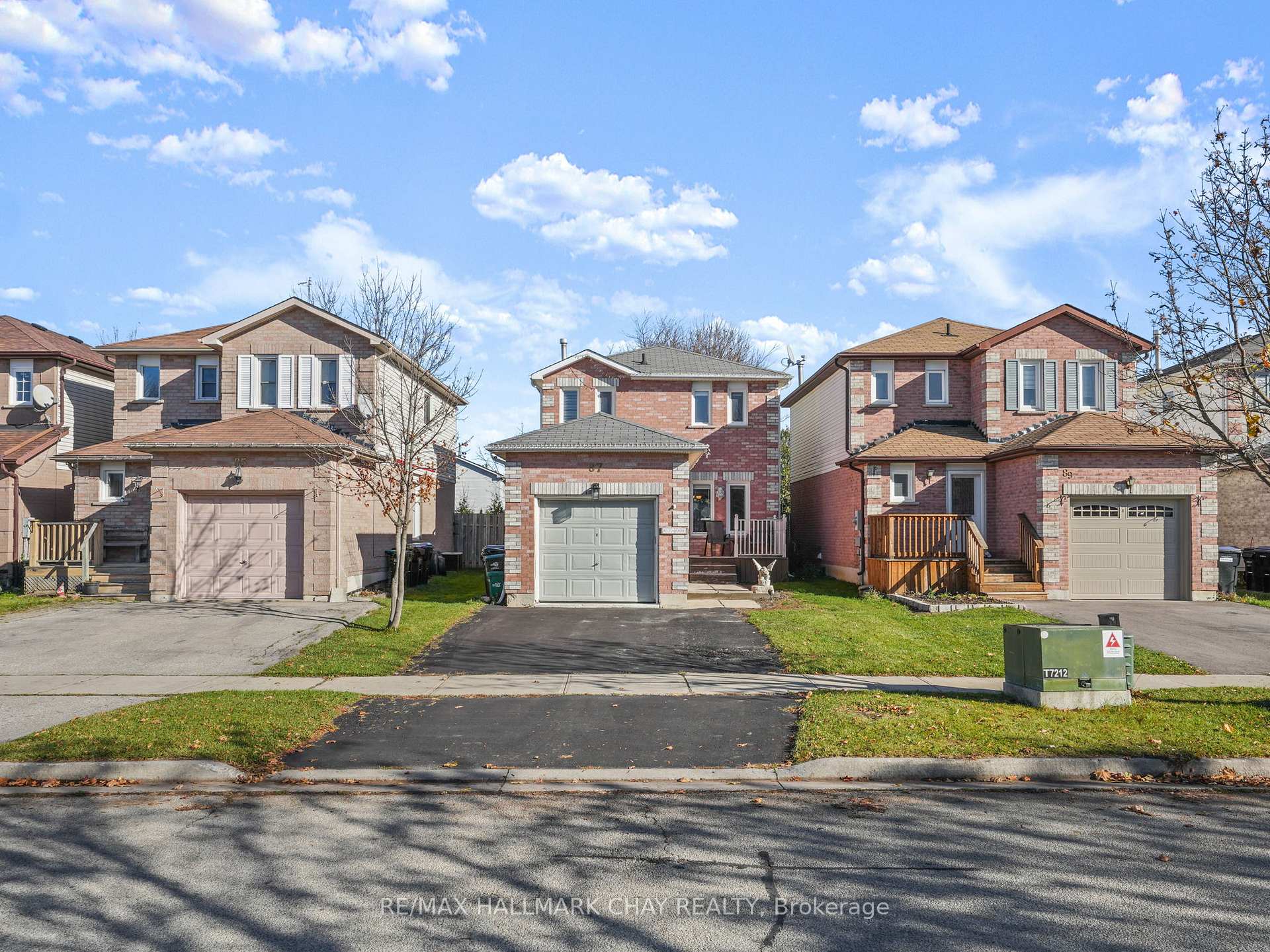 Photo 2 of 87 Mcknight Crescent, New Tecumseth, Tottenham — HOMEH