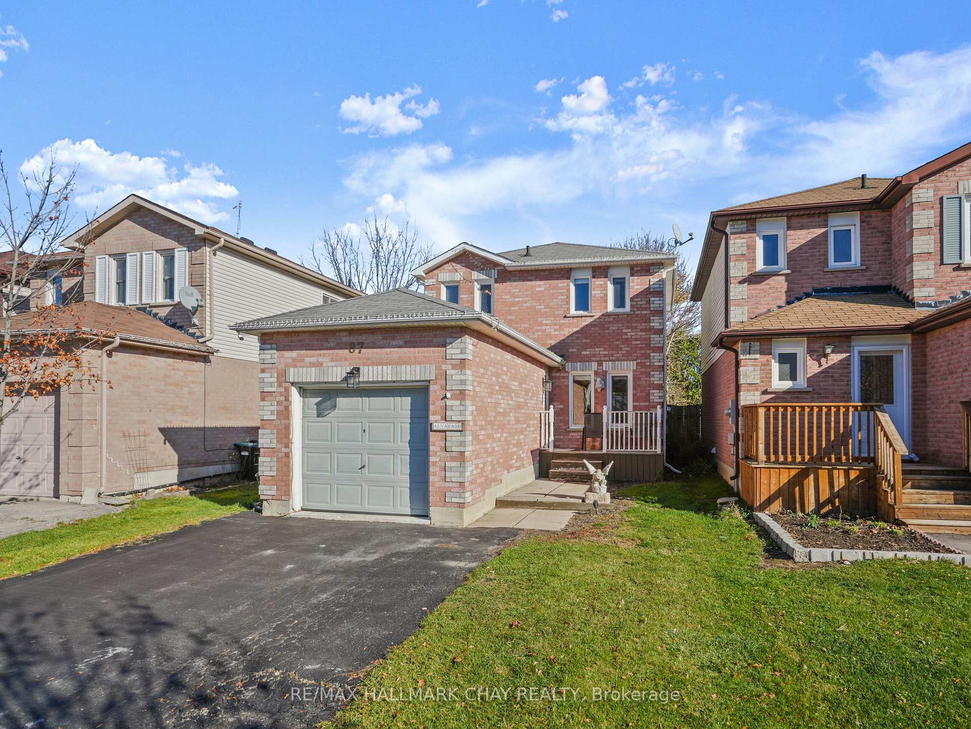 Photo 4 of 87 Mcknight Crescent, New Tecumseth, Tottenham — HOMEH