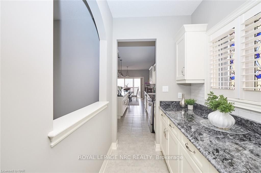 Photo 10 of 20 Joyce Crescent, Pelham, Fonthill — HOMEH