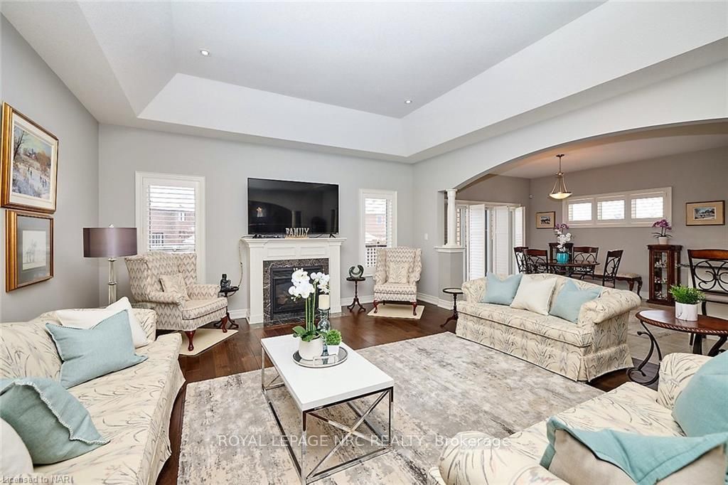 Photo 21 of 20 Joyce Crescent, Pelham, Fonthill — HOMEH