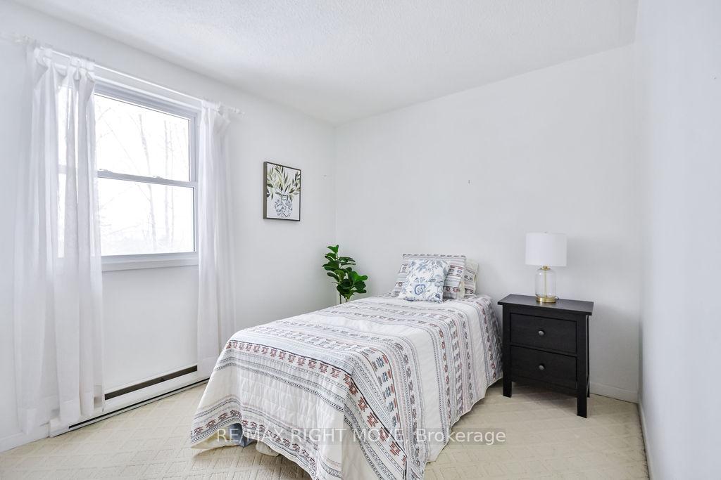 Photo 19 of 16 Free Drive, Orillia — HOMEH