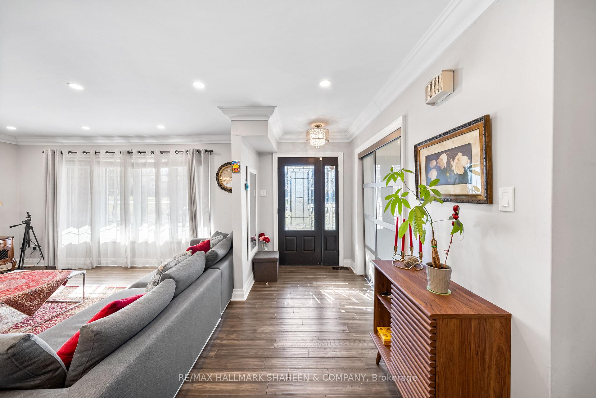 Photo 11 of 89 Howard Road, Newmarket, Huron Heights-Leslie Valley — HOMEH