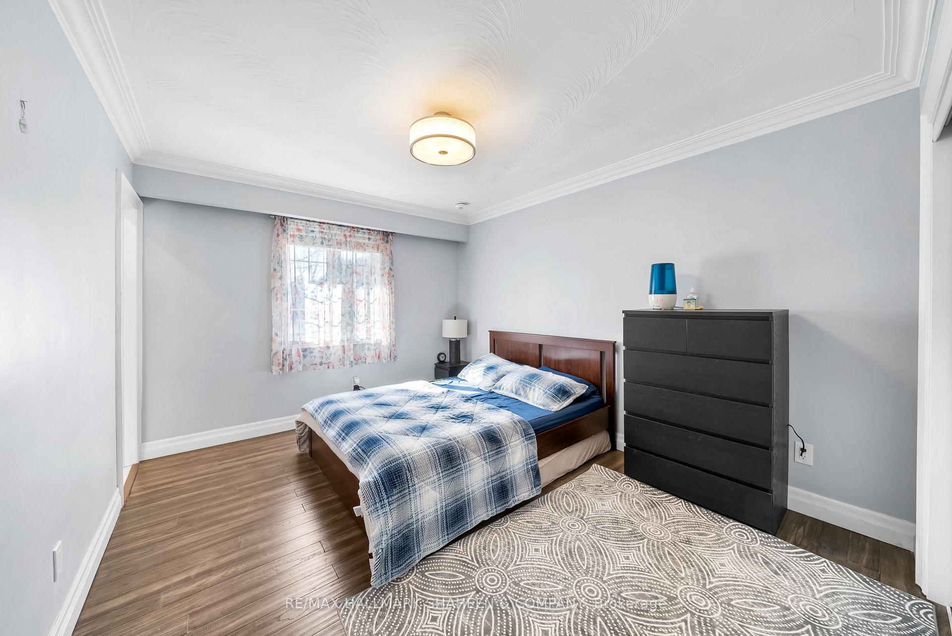 Photo 22 of 89 Howard Road, Newmarket, Huron Heights-Leslie Valley — HOMEH