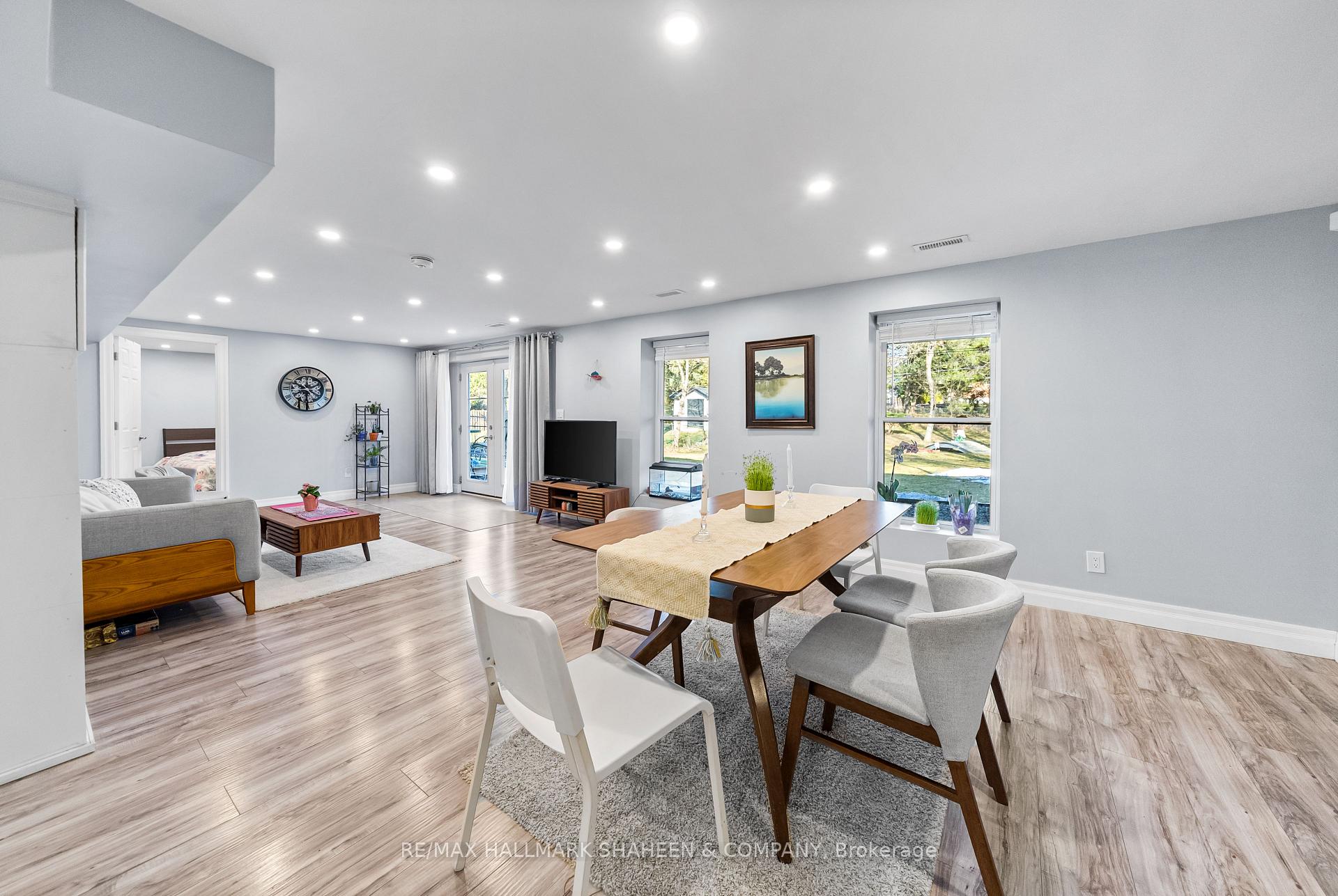 Photo 34 of 89 Howard Road, Newmarket, Huron Heights-Leslie Valley — HOMEH