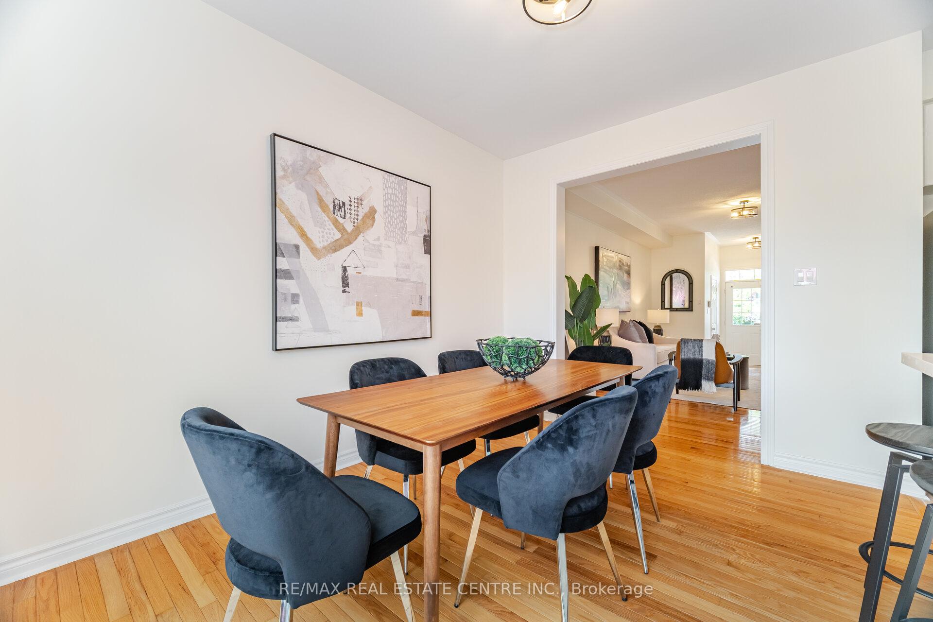 Photo 3 of 335 Hobbs Crescent, Milton, Clarke — HOMEH