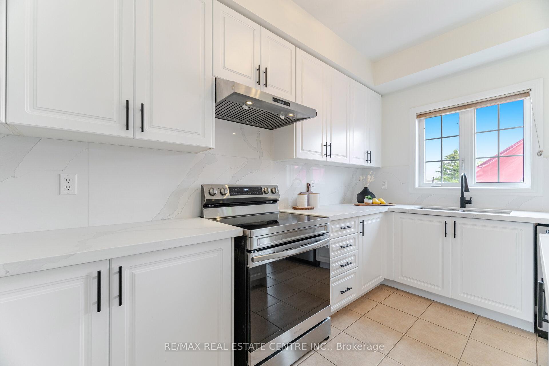 Photo 28 of 335 Hobbs Crescent, Milton, Clarke — HOMEH