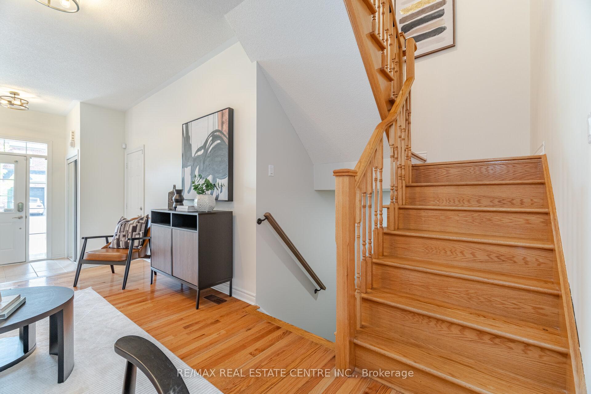 Photo 13 of 335 Hobbs Crescent, Milton, Clarke — HOMEH