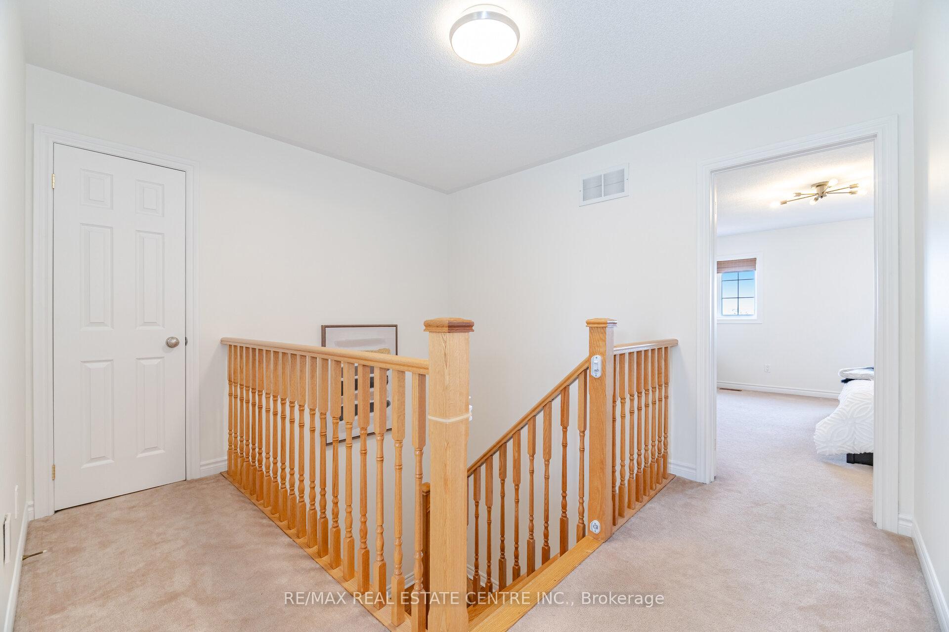 Photo 11 of 335 Hobbs Crescent, Milton, Clarke — HOMEH