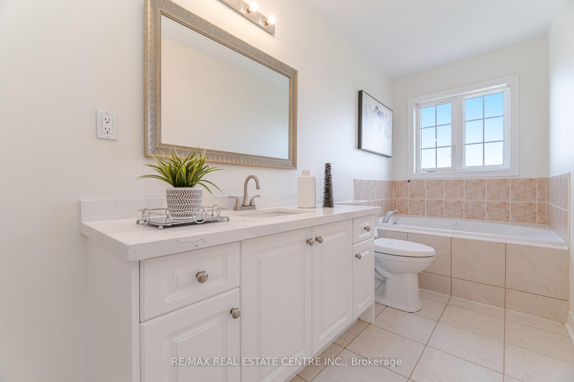 Photo 19 of 335 Hobbs Crescent, Milton, Clarke — HOMEH