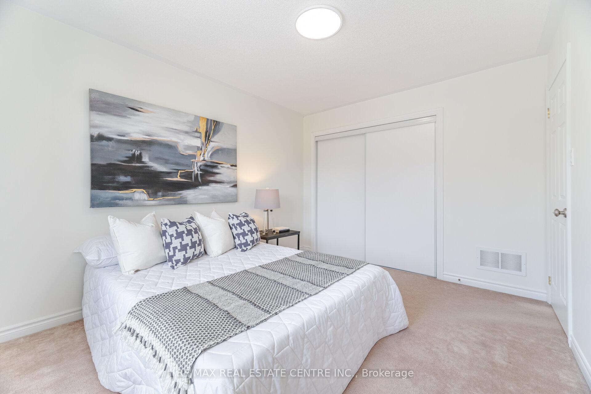 Photo 20 of 335 Hobbs Crescent, Milton, Clarke — HOMEH