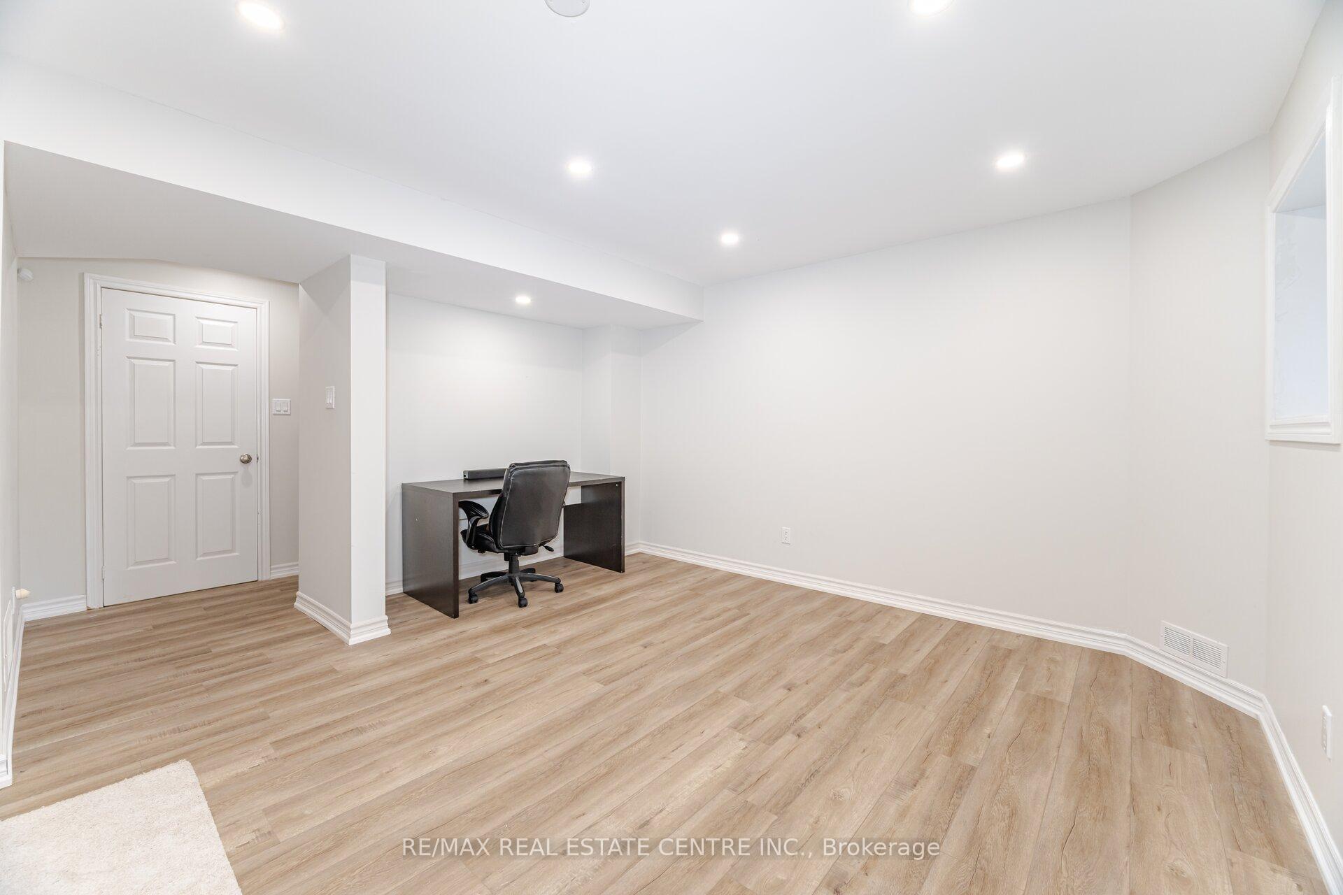 Photo 27 of 335 Hobbs Crescent, Milton, Clarke — HOMEH