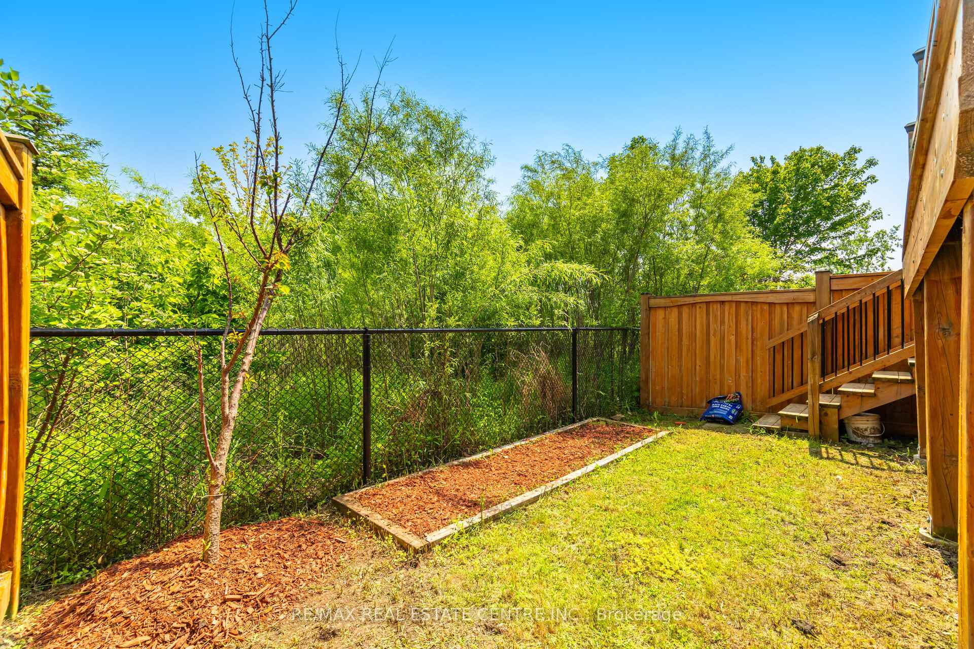 Photo 36 of 335 Hobbs Crescent, Milton, Clarke — HOMEH