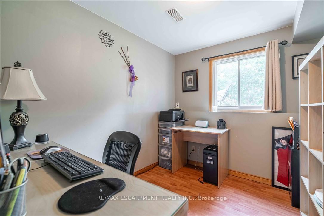 Photo 25 of 36 Silver Lake Drive, Norfolk, Port Dover — HOMEH