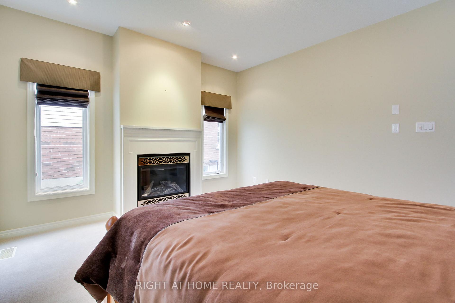 Photo 21 of 30 Essa Road, New Tecumseth, Alliston — HOMEH