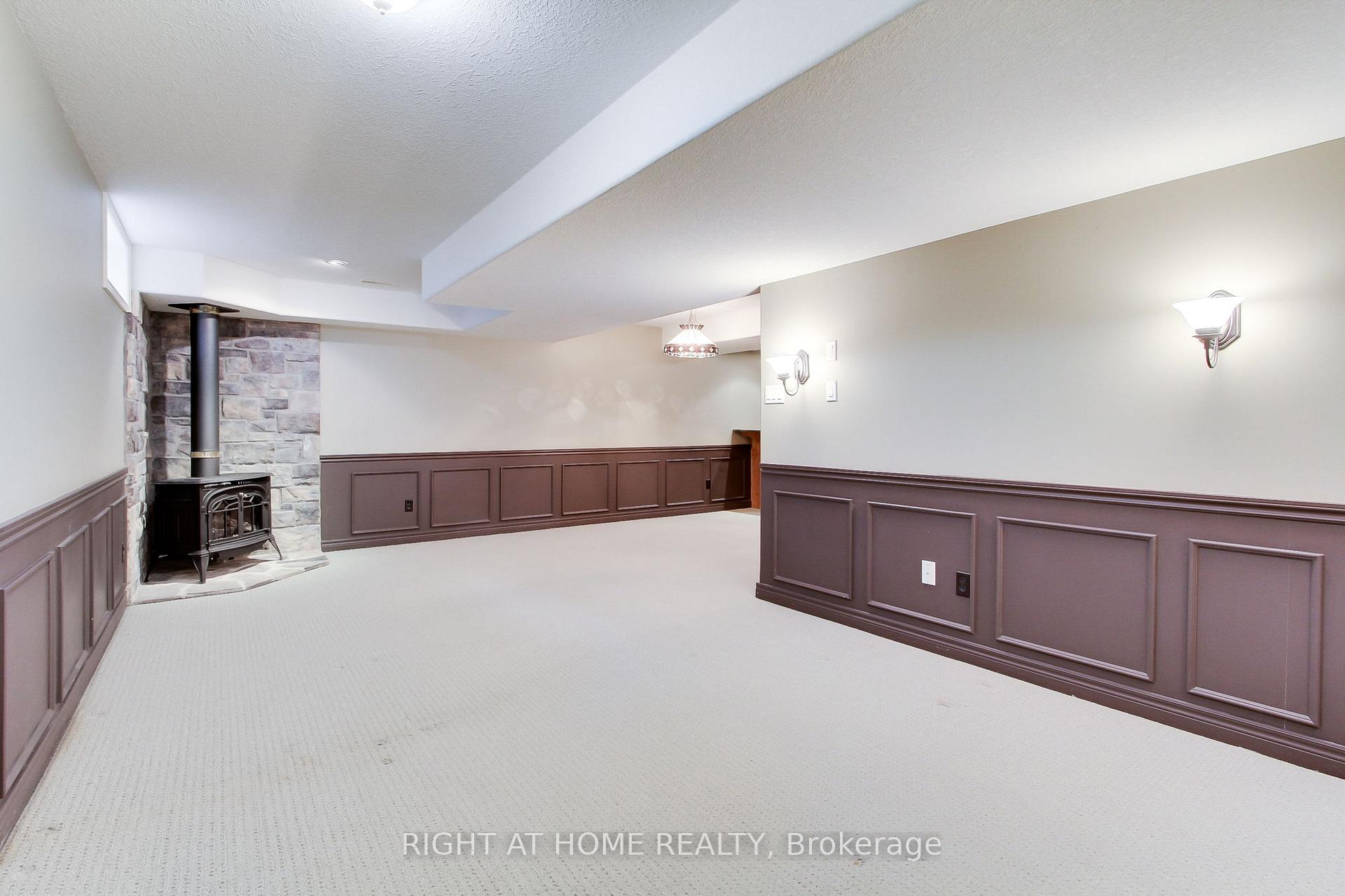 Photo 34 of 30 Essa Road, New Tecumseth, Alliston — HOMEH