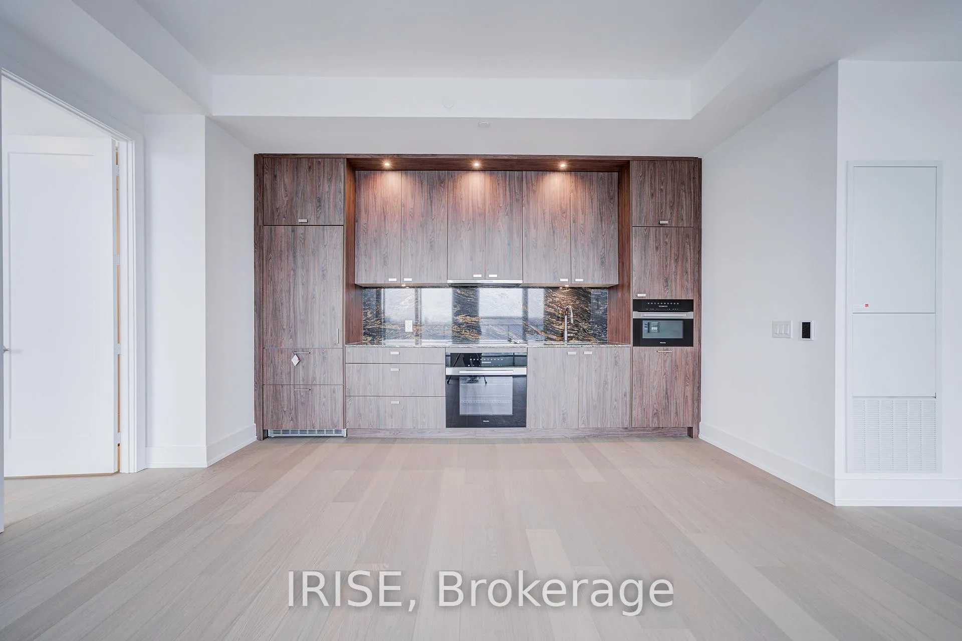 Photo 5 of Unit 1016, 399 Royal Orchard Boulevard, Markham, Royal Orchard — HOMEH