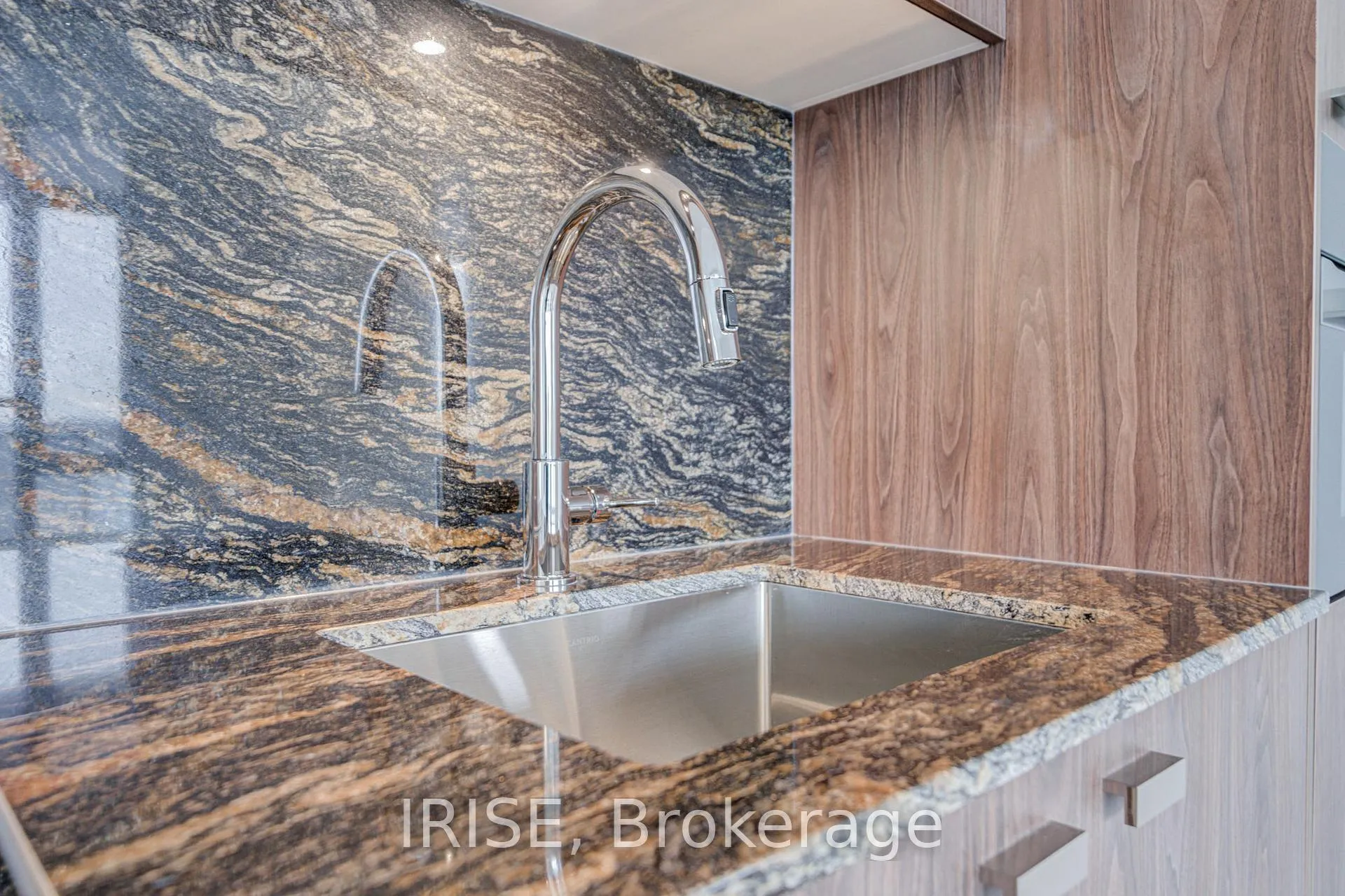 Photo 8 of Unit 1016, 399 Royal Orchard Boulevard, Markham, Royal Orchard — HOMEH