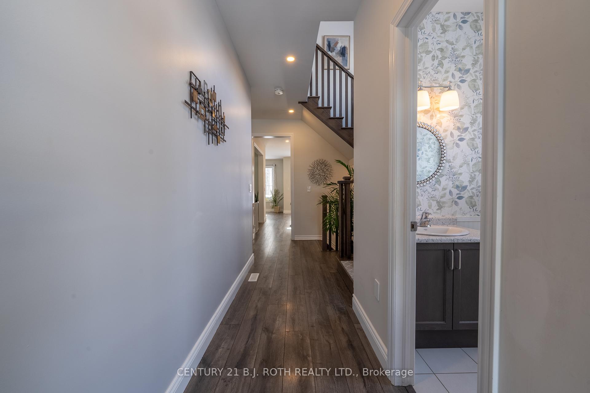 Photo 2 of 27 Atlantis Drive, Orillia — HOMEH